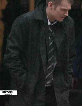The Killing Stephen Holder (Joel Kinnaman) Trench Coat The Killing Stephen Holder (Joel Kinnaman) Trench Coat