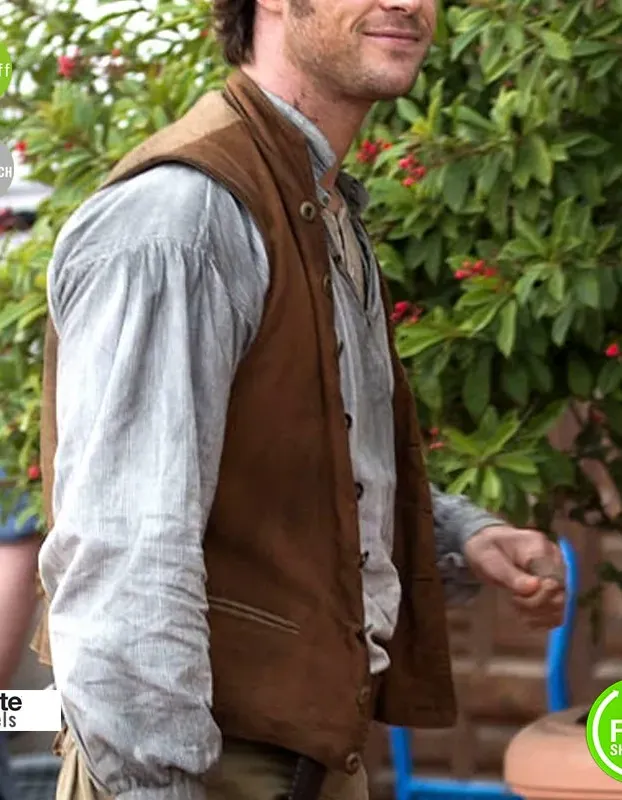 In The Heart Of The Sea Chris Hemsworth Brown Vest In The Heart Of The Sea Chris Hemsworth Brown Vest