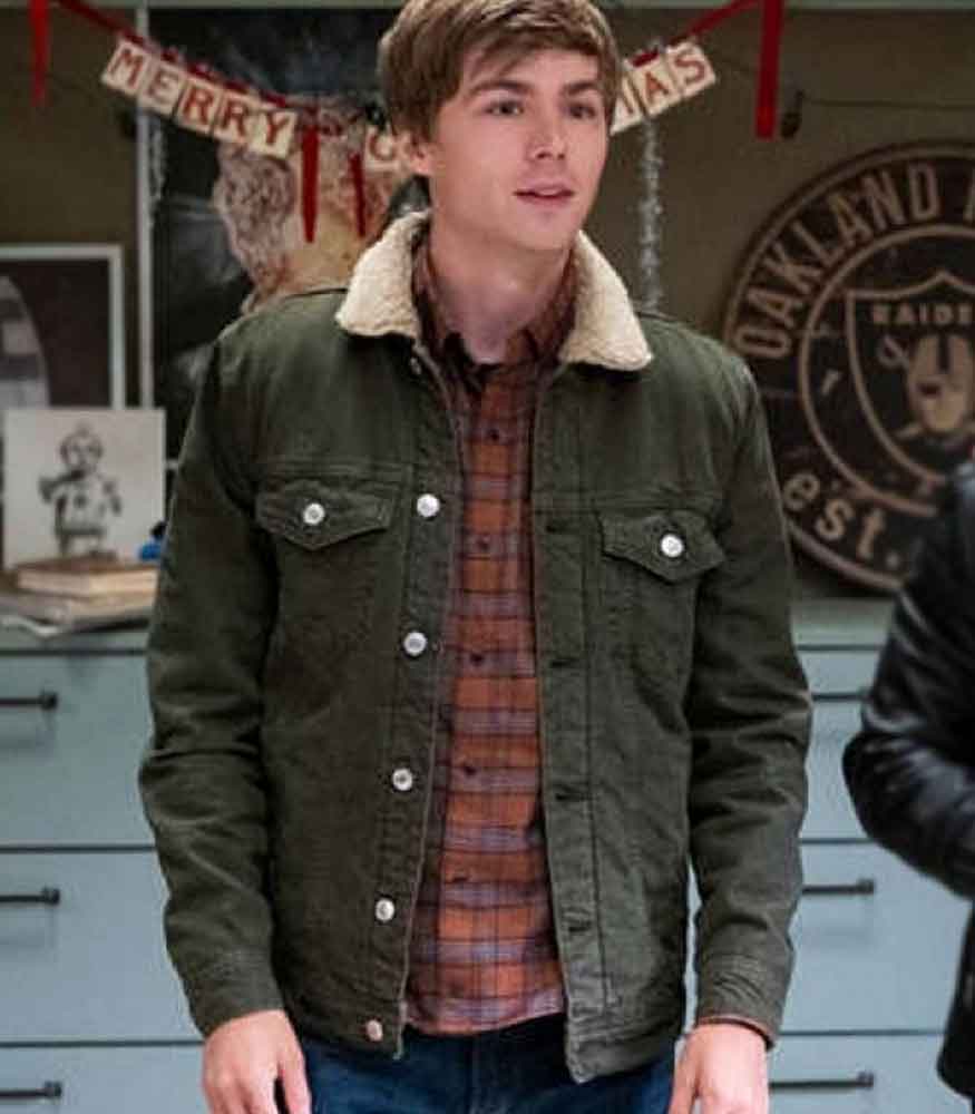 13 REASON WHY S04 MILES HEIZER (ALEX STANDALL) GREEN JACKET