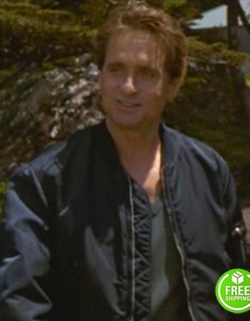 BASIC INSTINCT MICHAEL DOUGLAS (DETECTIVE NICK CURRAN) BLACK BOMBER JACKET