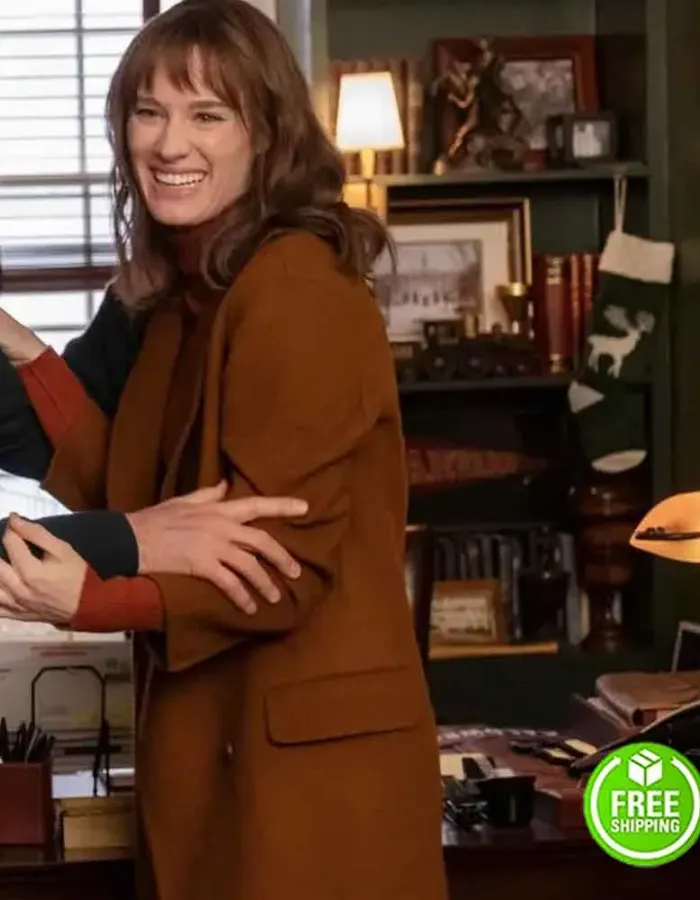 HAPPIEST SEASON MACKENZIE DAVIS (HARPER) BROWN WOOL COAT HAPPIEST SEASON MACKENZIE DAVIS (HARPER) BROWN WOOL COAT