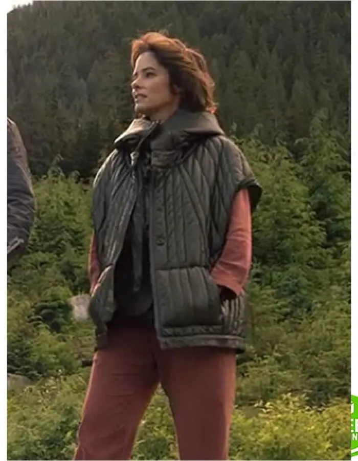 LOST IN SPACE PARKER POSEY (DR. ZACHARY SMITH) BLACK JACKET