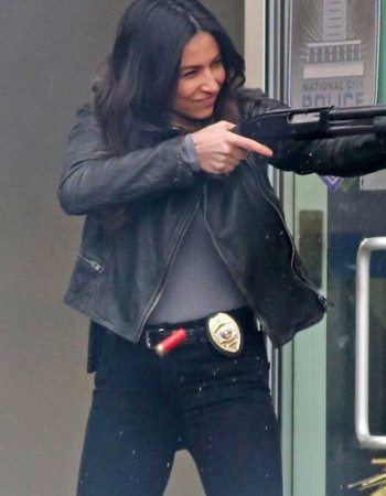SUPERGIRL FLORIANA LIMA BLACK JACKET SUPERGIRL FLORIANA LIMA BLACK JACKET