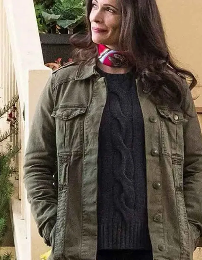 SUPERMAN AND LOIS ELIZABETH TULLOCH (LOIS LANE) COTTON JACKET SUPERMAN AND LOIS ELIZABETH TULLOCH (LOIS LANE) COTTON JACKET