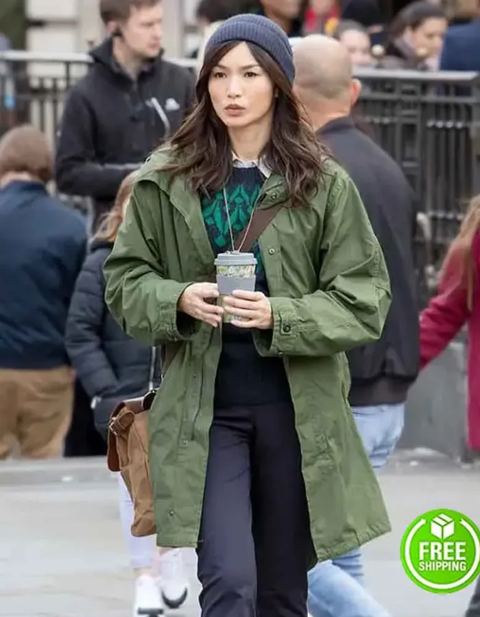 THE ETERNALS GEMMA CHAN (SERSI) GREEN COTTON TRENCH COAT THE ETERNALS GEMMA CHAN (SERSI) GREEN COTTON TRENCH COAT