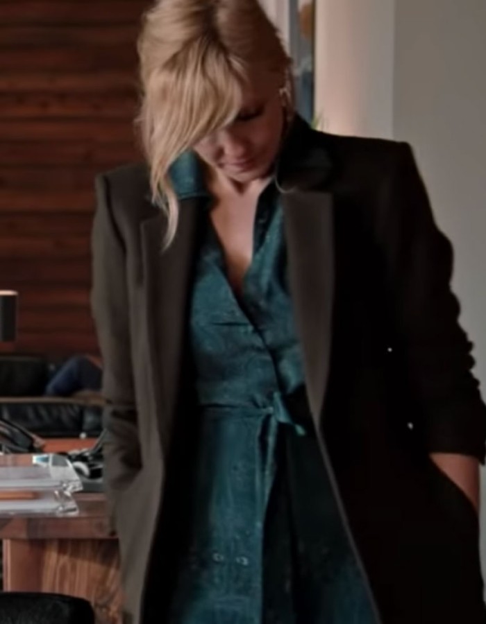 YELLOWSTONE BETH DUTTON TRENCH COAT