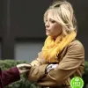 THE FLIGHT ATTENDANT KALEY CUOCO (CASSIE BOWDEN) BROWN LEATHER COAT 
