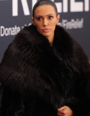 Bianca Censori Grammys Black Fur Coat Outfit