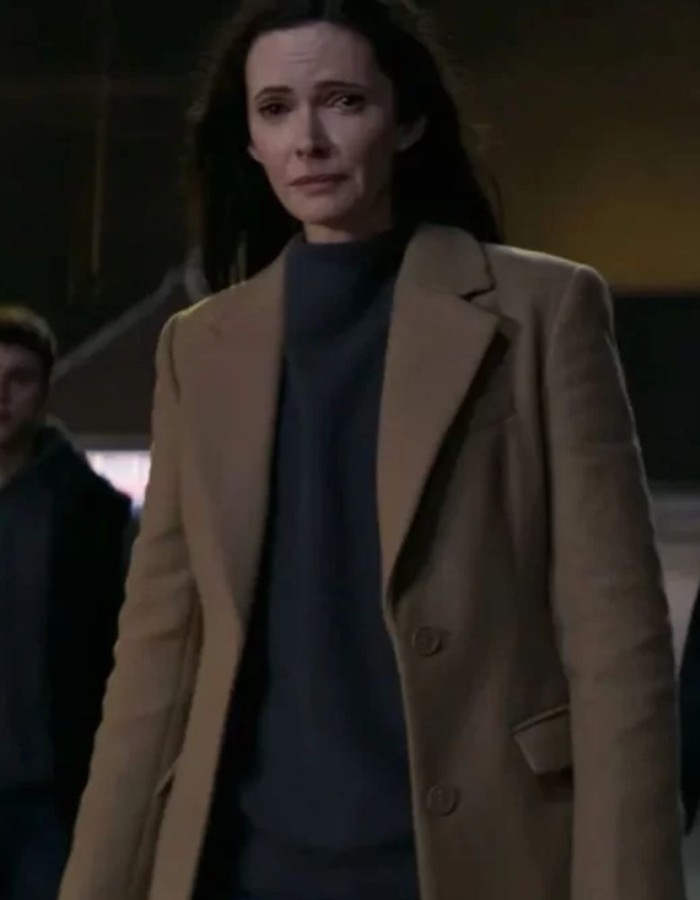 Superman and Lois S04 Elizabeth Tulloch Trench Coat