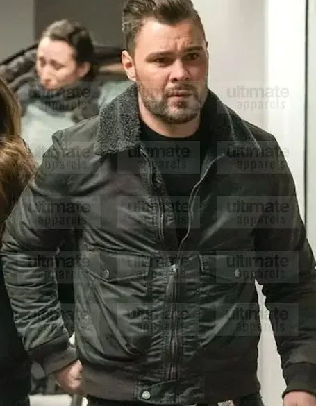 Chicago P.d. Patrick John Flueger (Adam Ruzek) Shearling Jacket Chicago P.d. Patrick John Flueger (Adam Ruzek) Shearling Jacket